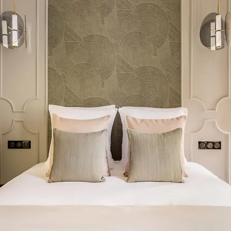 Merveil - Signature - Marais - Montmartre Apartment