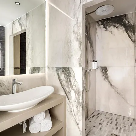 Merveil - Signature - Marais - Montmartre Apartment